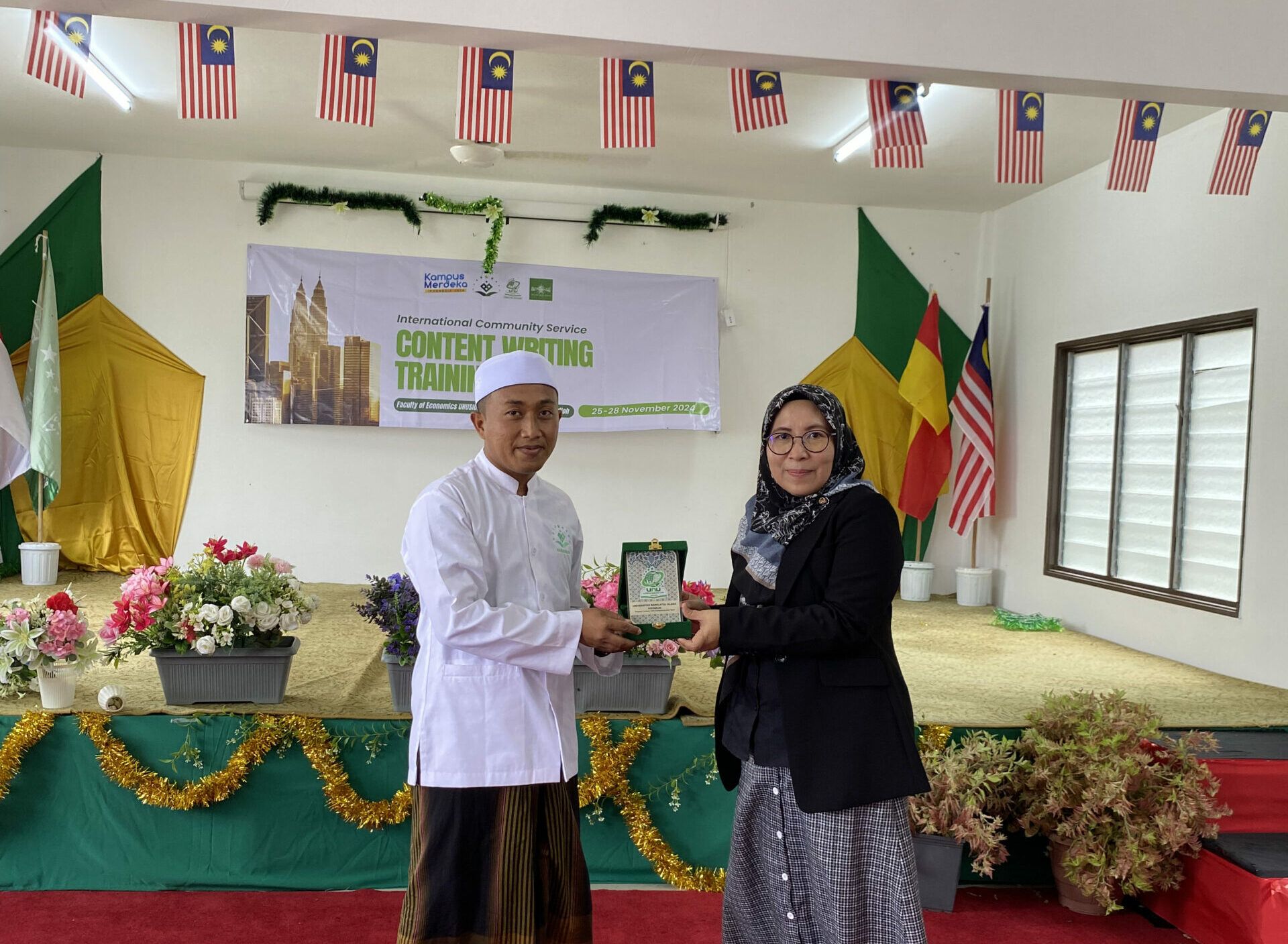 Fakultas Ekonomi Unusida Gelar Pelatihan Business Plan di Pondok An-Nahdloh Malaysia Tahun 2024