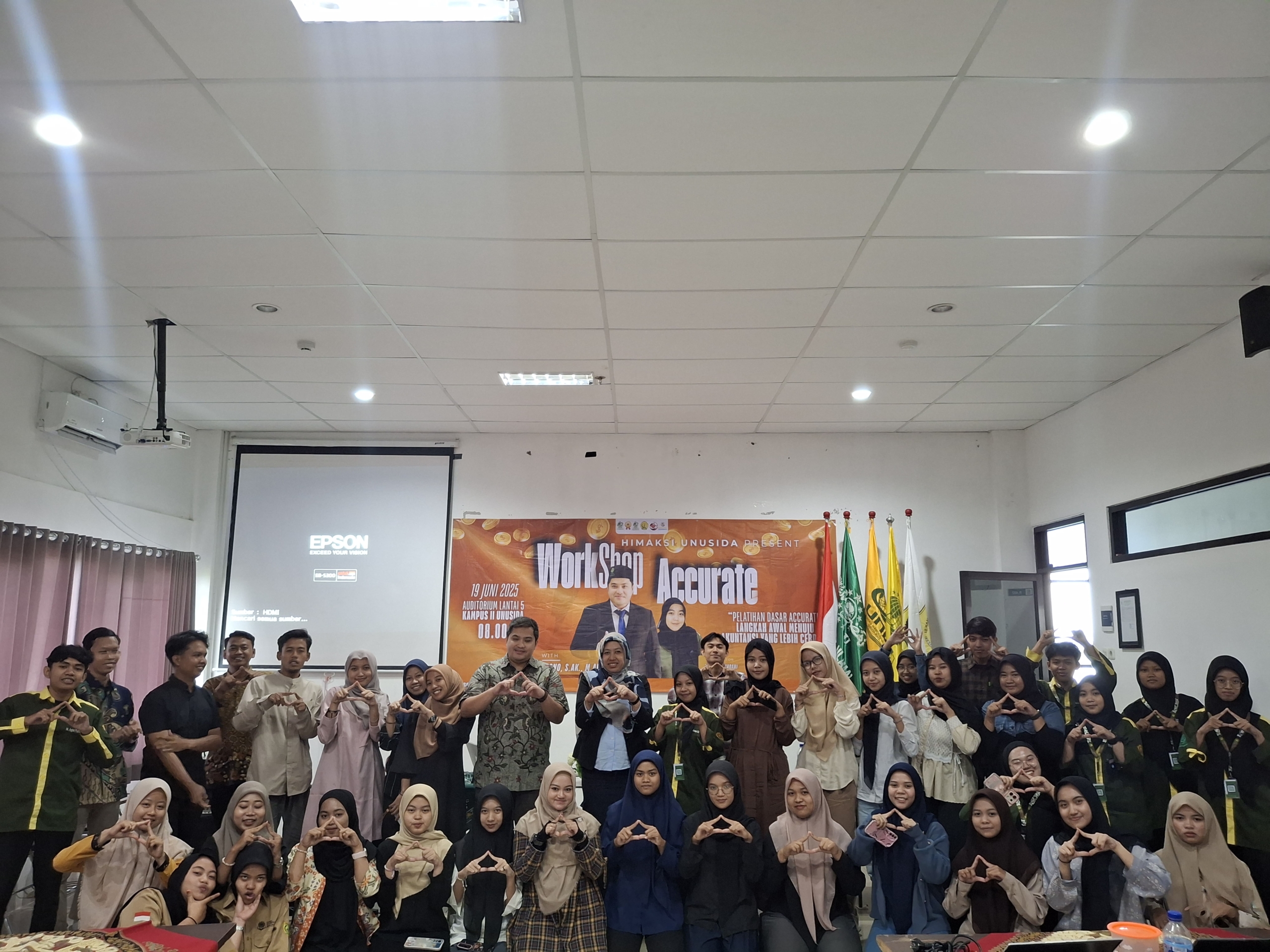 HIMA Prodi Akuntansi UNUSIDA Sukses Gelar Workshop Accurate 2025 dan Tanda Tangani MOA dengan Telkomsel Sidoarjo